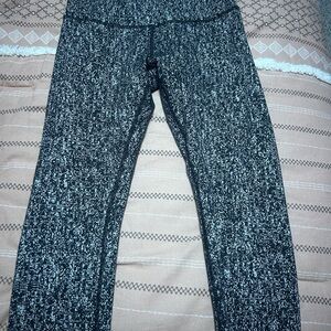 Lululemon Athletica Patterned Capri  Leggings